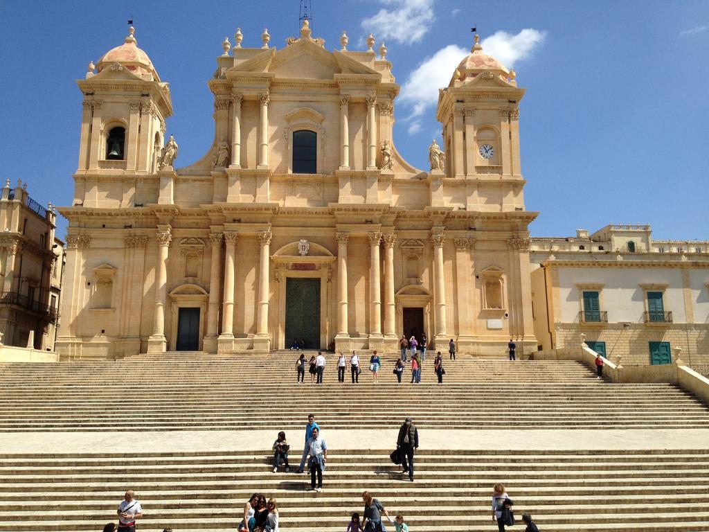 Agriturismoeloropizzuta Lido di Noto 외부 사진